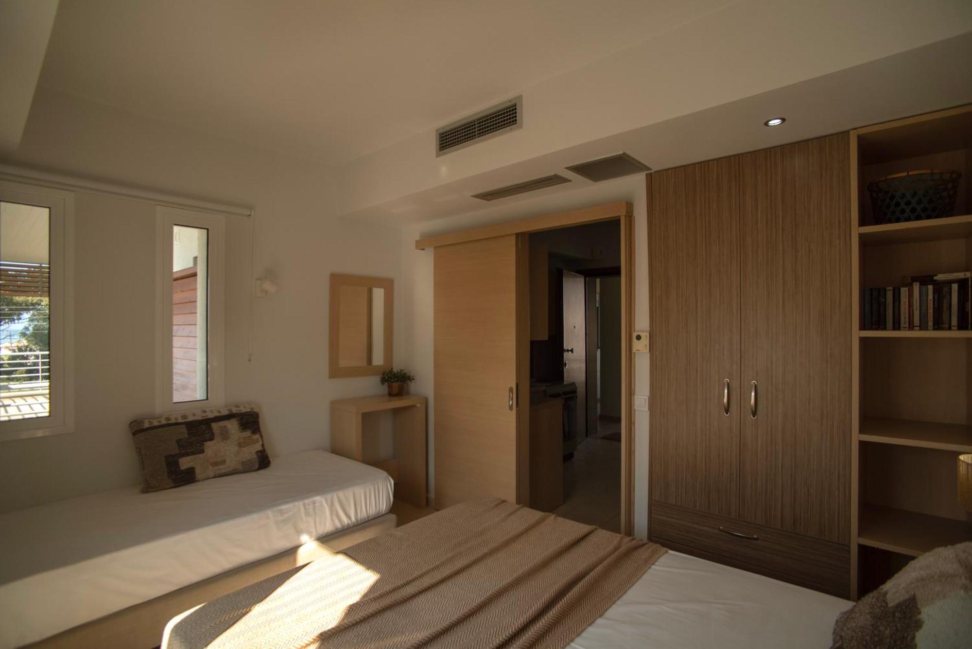 Kanali Homes Luaran gambar