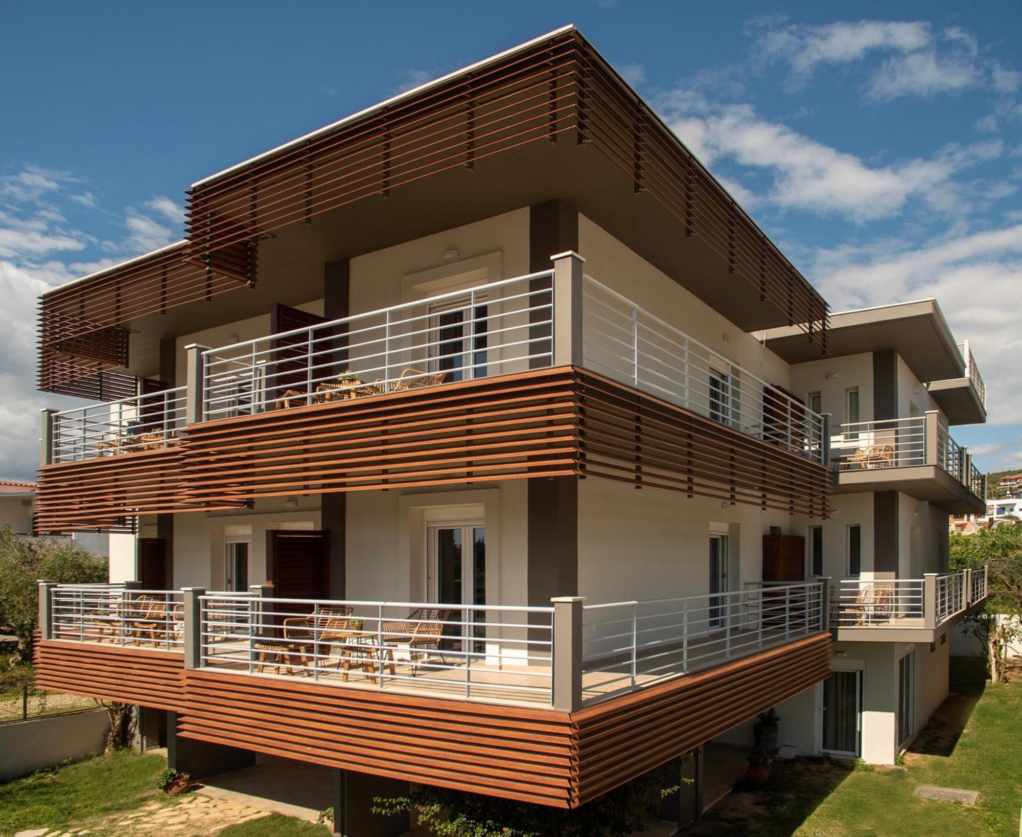 Kanali Homes Luaran gambar