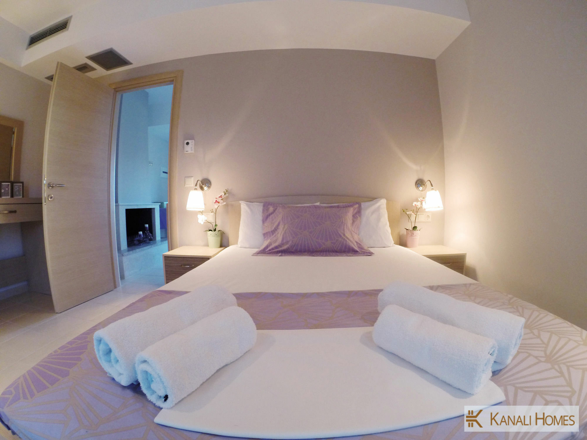 Kanali Homes Luaran gambar